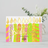 Logofarbige Kerzen hinzufügen Business Happy Birth Folieneinladung (Stehend vorne)