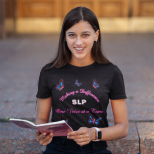 Logopäde Schmetterlingsdesign Tri-Blend Shirt