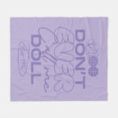 Lola "Nenn mich nie Puppe" Fleecedecke (Vorderseite (Horizontal))