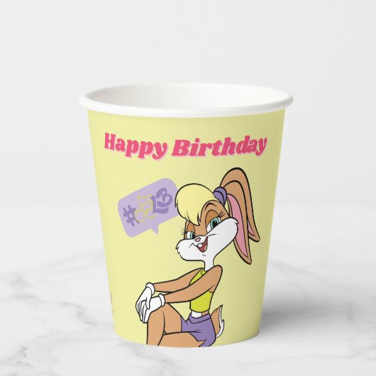 Lola Sitting Pappbecher (Vorderseite)