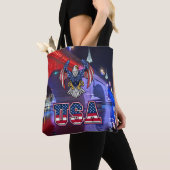 London Bridge mit American Bald Eagle Tasche (Von Nahem)