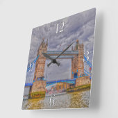 London, England Tower Bridge & Thames River Quadratische Wanduhr (Winkel)