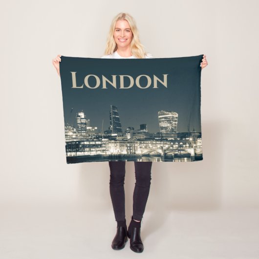 London Skyline Panorama Urban Souvenir Geschenk Fleecedecke (Beispiel)