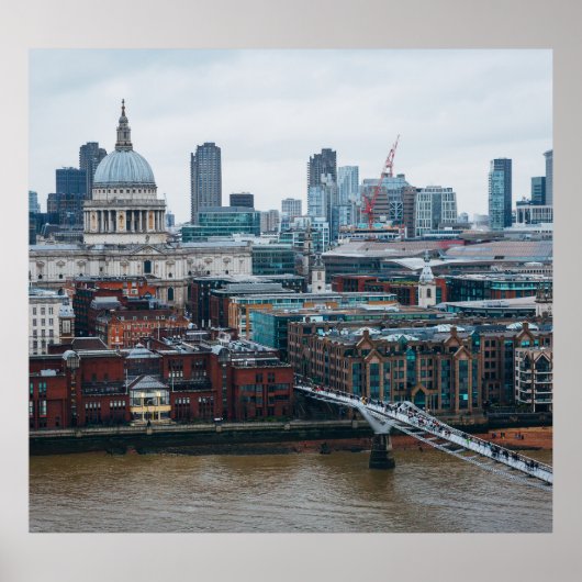 London Skyline: St. Paul's Aerial View Poster (Vorne)