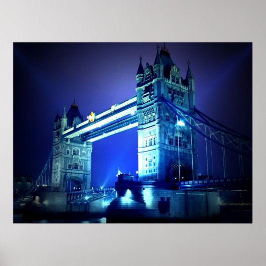 London Tower Bridge at Blue Night Poster (Vorne)