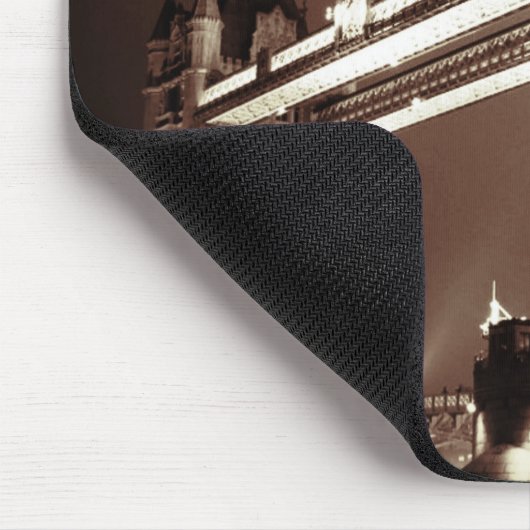 London Tower Bridge bei Nacht Mousepad (Ecke)