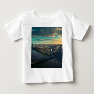 Londoner Stadtbild mit Sunset Baby T-shirt
