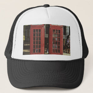 Londoner Telefonzelle Truckerkappe