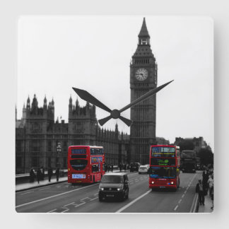 Londoner Tourbus und Big ben Mauer Quadratische Wanduhr