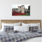 Londoner Turm mit Keramik Poppies - Leinwand (Insitu (Schlafzimmer))