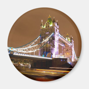Londons Tower Bridge in der Nacht Magnet
