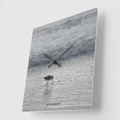 Lone Beach Sandpiper Clock Quadratische Wanduhr (Winkel)