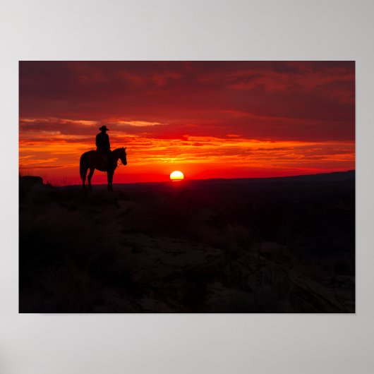 Lone Cowboy Silhouette Dramatic Red Sunset Western Poster (Vorne)