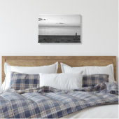 Lone Figure Standing on Beach Canvas Print Leinwanddruck (Insitu (Schlafzimmer))