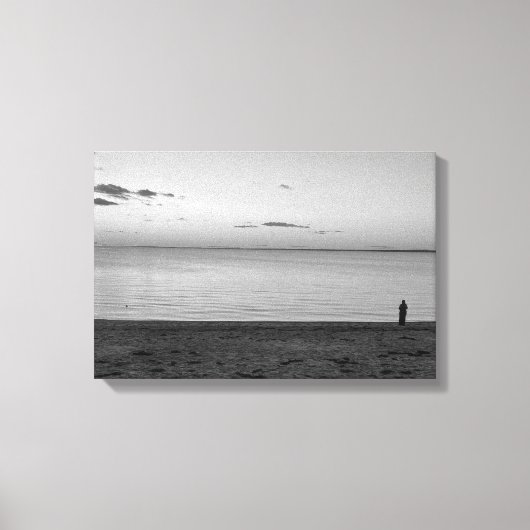 Lone Figure Standing on Beach Canvas Print Leinwanddruck (Vorderseite)