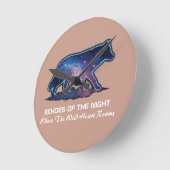 Lone Galaxy Wolf Silhouette - Echoes (NO NUMBERS) Runde Wanduhr (Winkel)