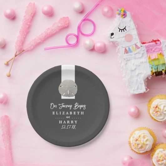 Lone Sand Dollar - Charcoal Gray - Beach Wedding Pappteller (Party)