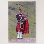 Lone Scottish bagpiper, Highlands, Schottland 2 Puzzle (Vertikal)