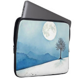 Lone Tree: Serene Full Moon Silence Art Laptopschutzhülle (Vorne Rechts)