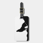 Lone Wolf Stehend auf einem Hügel Gepäckanhänger (Vorderseite vertikal)