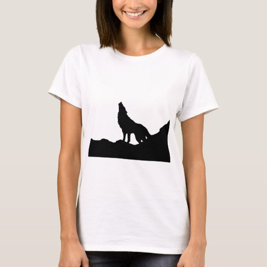 Lone Wolf Stehend auf einem Hügel T-Shirt (Vorderseite)
