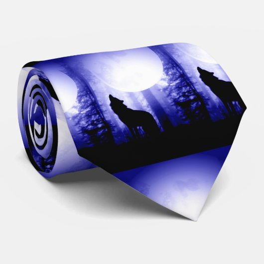Lonely Wolf Howling bei Moon Necktie Krawatte (Gerollt)