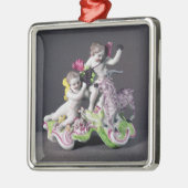 Longton Hall Gruppe, zwei putti mit Ziege, c.1755 Silbernes Ornament (Links)