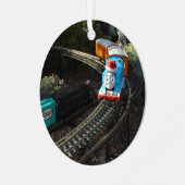 Longwood Garden Thomas the Tank Train Szene Ornament Aus Metall (Vorderseite links)