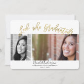Look Who Graduated Abschluss 2 Foto Celebration Einladung (Vorderseite)
