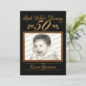 Look Who is 50 Foto Orange Einladung (Stehend Vorderseite)