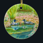 Loon Christmas Ornament<br><div class="desc">Der verschwommene braune Babyballon schwimmt zwischen seinen liebevollen Eltern. Nahezu unsichtbar untersucht der Babyballon die blühenden Pflanze des Wassers. Gemalt von Pamela Hallock aus der Sammlung von georgianischen Bay Watercolor aus dem Jahr 2019.</div>