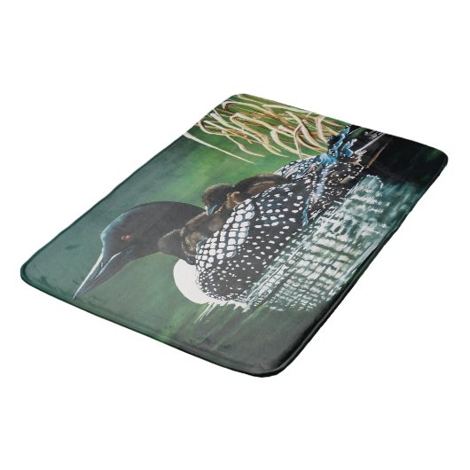 Loon Family Outing Badematte (Schrägansicht)