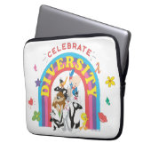 LOONEY TUNES™ - Celebrate Diversity Pride Rainbow Laptopschutzhülle (Vorderseite Links)