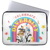 LOONEY TUNES™ - Celebrate Diversity Pride Rainbow Laptopschutzhülle (Vorderseite)