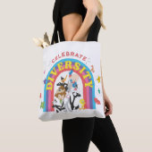 LOONEY TUNES™ - Celebrate Diversity Pride Rainbow Tasche (Von Nahem)