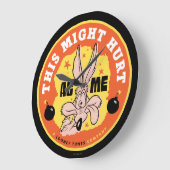 LOONEY TUNES™ | WILE E. COYOTE™ Dies könnte Schade Große Wanduhr (Winkel)