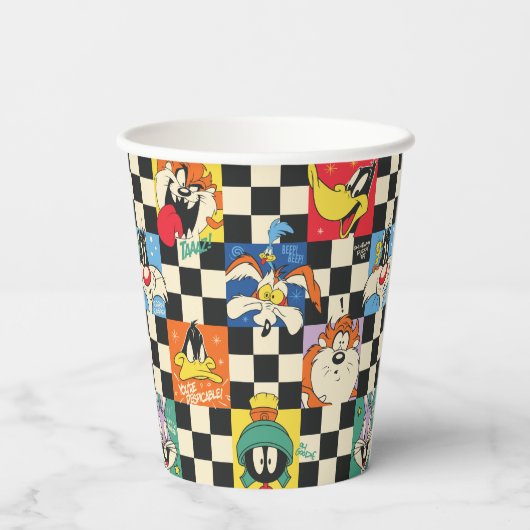 LOONEY TUNES™ Zeichen auf Schwarz/Weiß-Schachbrett Pappbecher (Rückseite)