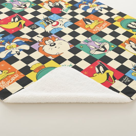 LOONEY TUNES™ Zeichen auf Schwarz/Weiß-Schachbrett Sherpadecke (3/4)