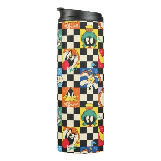 LOONEY TUNES™ Zeichen auf Schwarz/Weiß-Schachbrett Thermosbecher (Nach rechts gedreht)