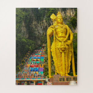 Lord Murugan & Treppe bei Batu Höhlen 2 Puzzle