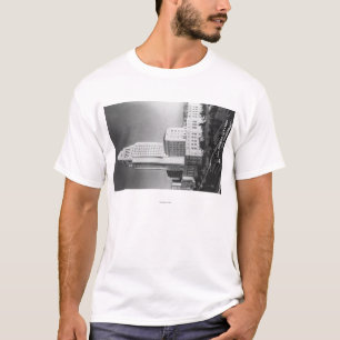 Los Angeles, CARathaus und Stadtansicht T-Shirt