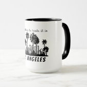 Los Angeles Schwarzes einfarbiges Logo mit Text Tasse (VorderseiteRechts)