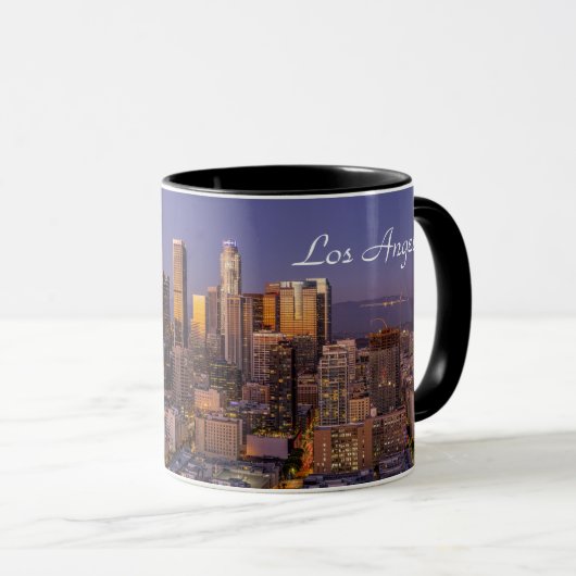 Los Angeles Skyline in der Abenddämmerung, Kaffee Tasse (VorderseiteRechts)