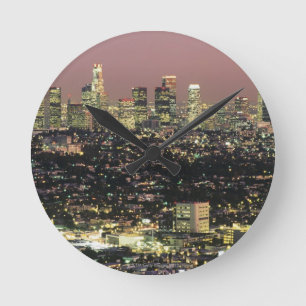 Los Angeles-Stadtbild nachts Runde Wanduhr