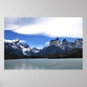 Los Cuernos und das französische Tal Poster