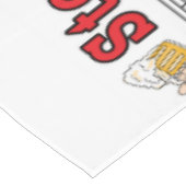 Los! Song mit Bierbraun-Tasse Tischdecke (Schrägansicht)