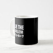 Löse das Problem (9×7)+4=_ Lustiger Mathematiklehr Kaffeetasse (Vorderseite Links)