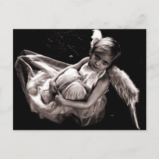 Lost Baby Angel Postkarte