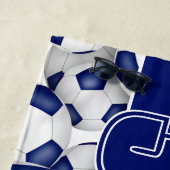 Lots of soccer balls custom team name blue white strandtuch (Beispiel)