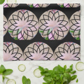 Lotus Blossom Blumenspringtime in Pastellrosa Geschirrtuch (Gefaltet)